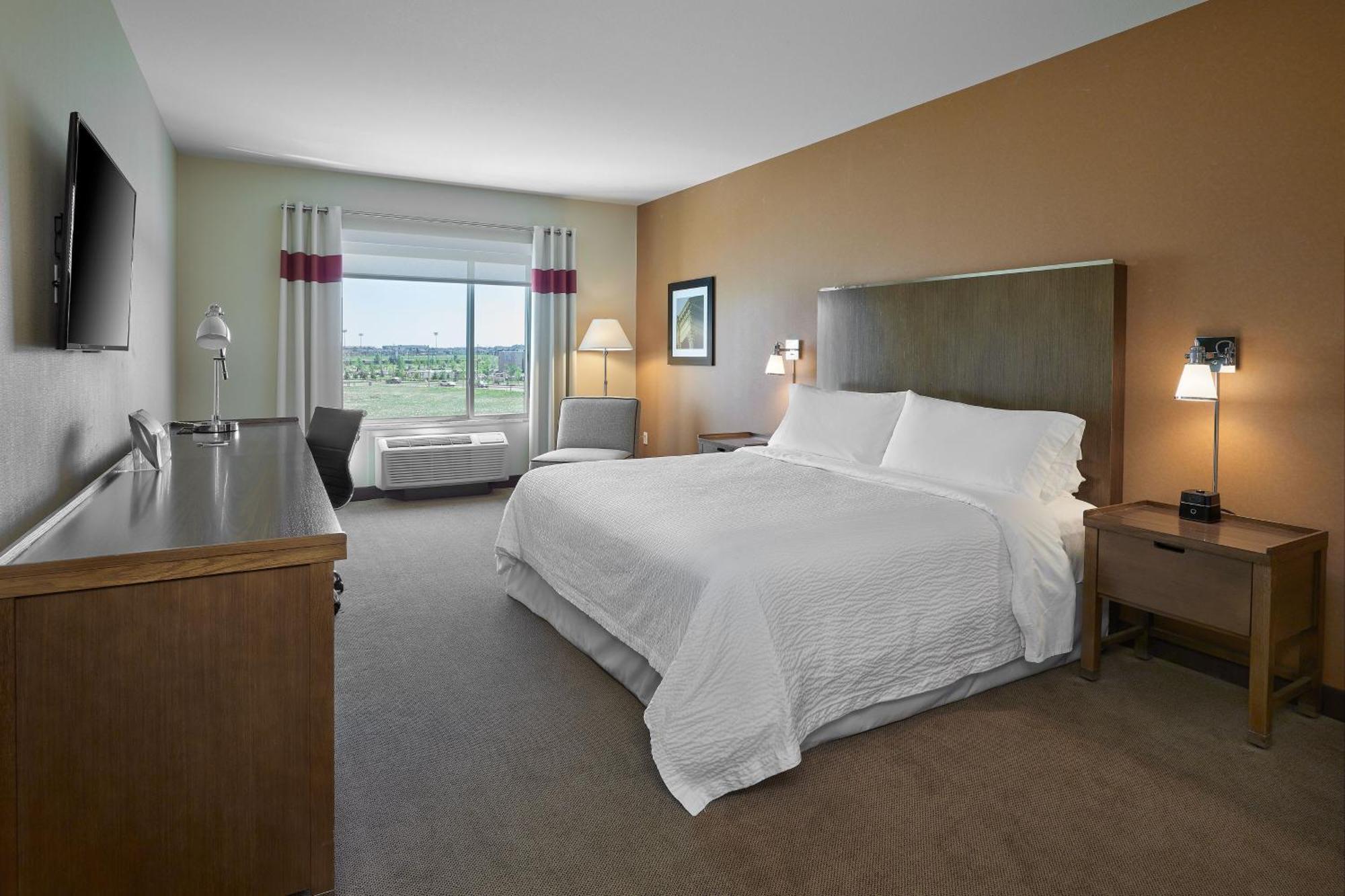 Four Points By Sheraton Шърууд парк Екстериор снимка