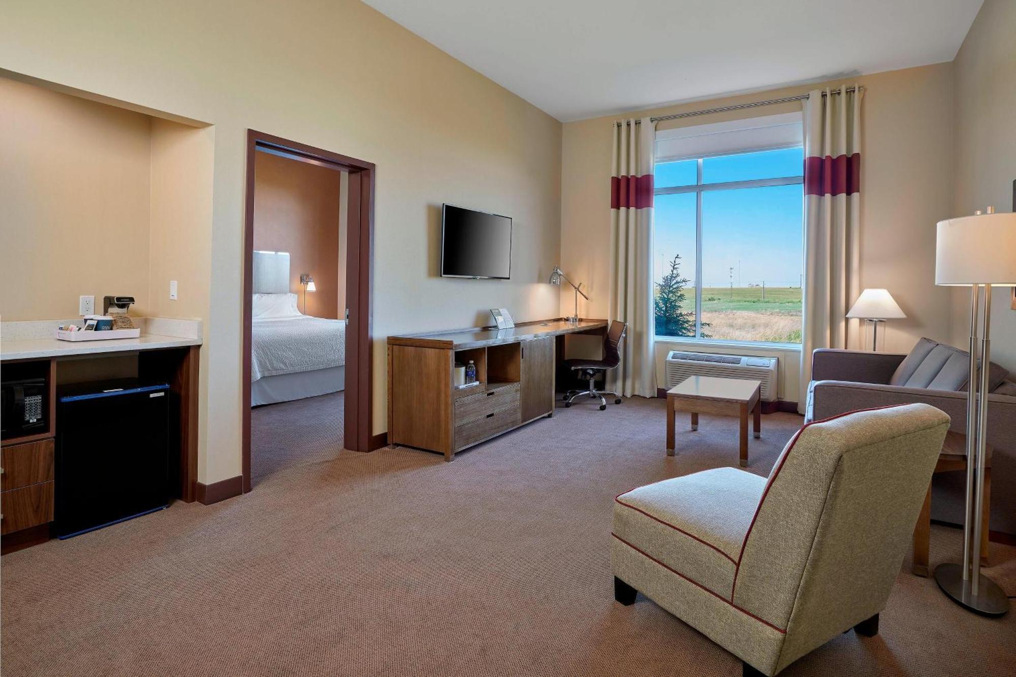 Four Points By Sheraton Шърууд парк Екстериор снимка