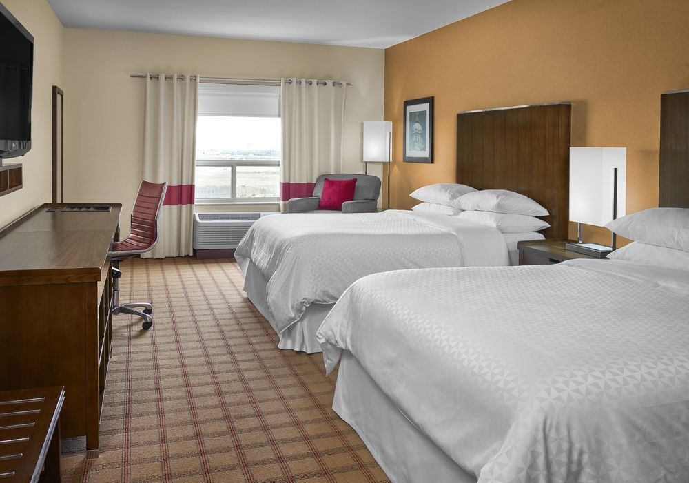 Four Points By Sheraton Шърууд парк Екстериор снимка