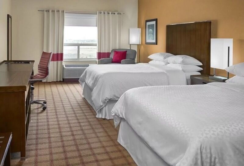Four Points By Sheraton Шърууд парк Екстериор снимка