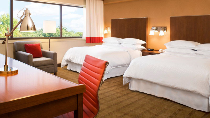 Four Points By Sheraton Шърууд парк Екстериор снимка